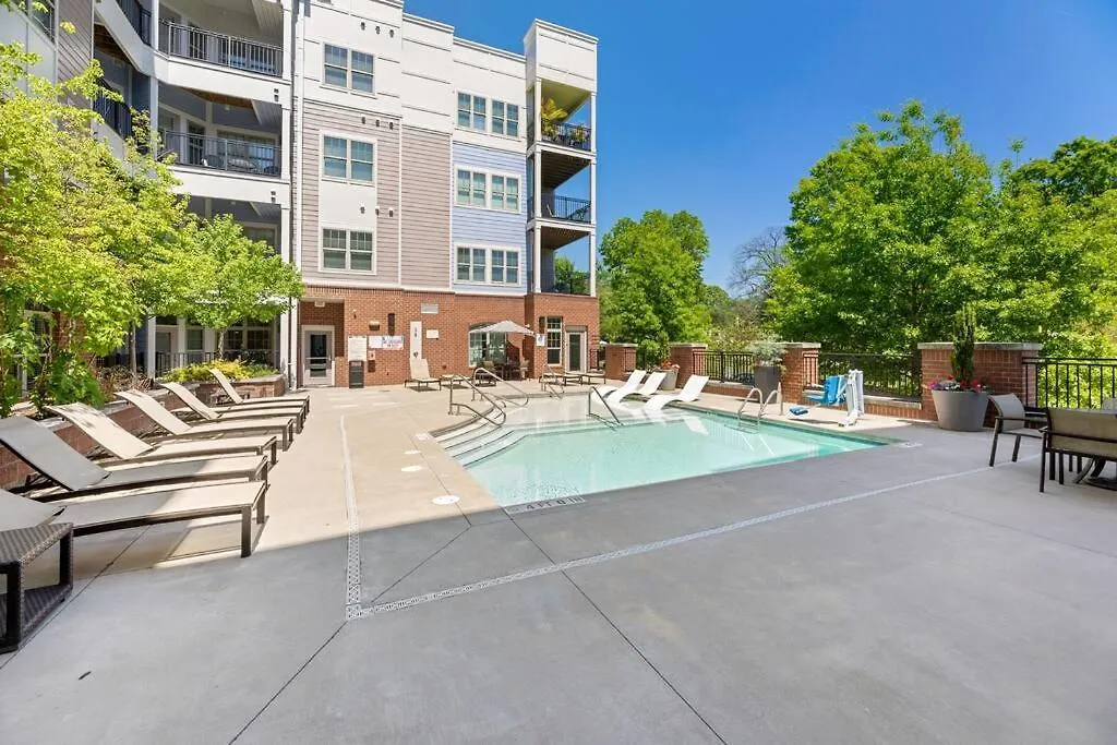 公寓 Dt Charm Apt With Pool,Gym,Wine,Wkspace, Free Parking 夏洛特